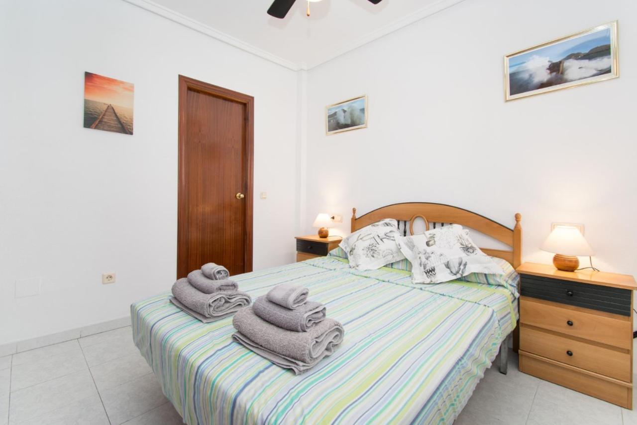 016 Happiness Apartment - Alicante Holiday Torrevieja Exterior photo
