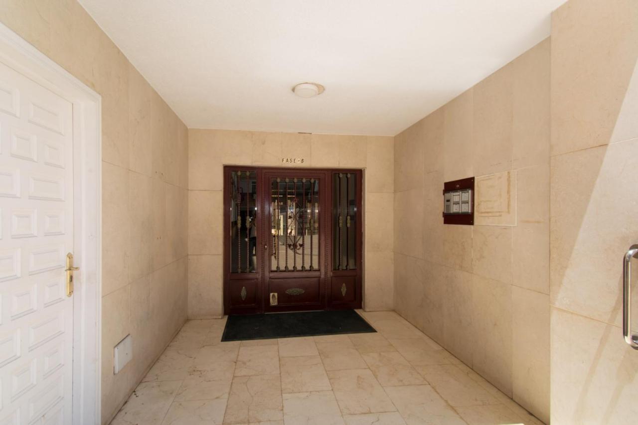 016 Happiness Apartment - Alicante Holiday Torrevieja Exterior photo