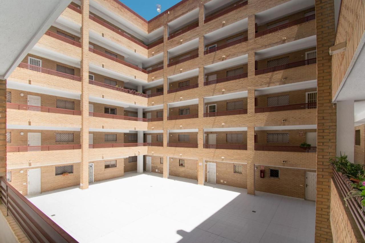 016 Happiness Apartment - Alicante Holiday Torrevieja Exterior photo