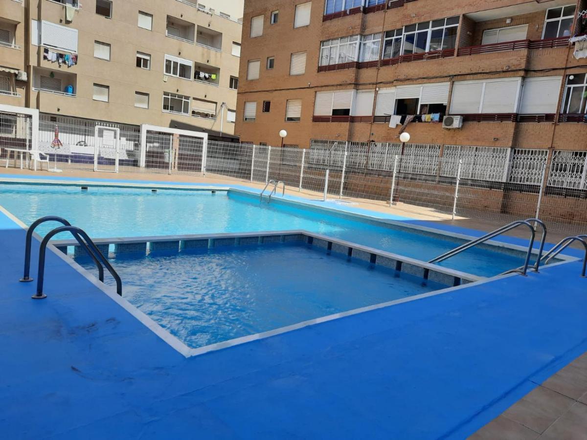 016 Happiness Apartment - Alicante Holiday Torrevieja Exterior photo
